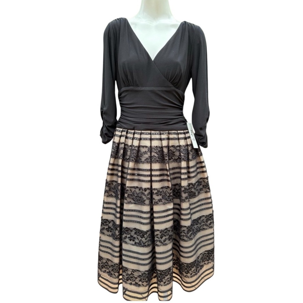 Eliza J Black Cream 3/4Sleeve Lace VNeck Cocktail Event Dress size 10 NWTS - Picture 2 of 16